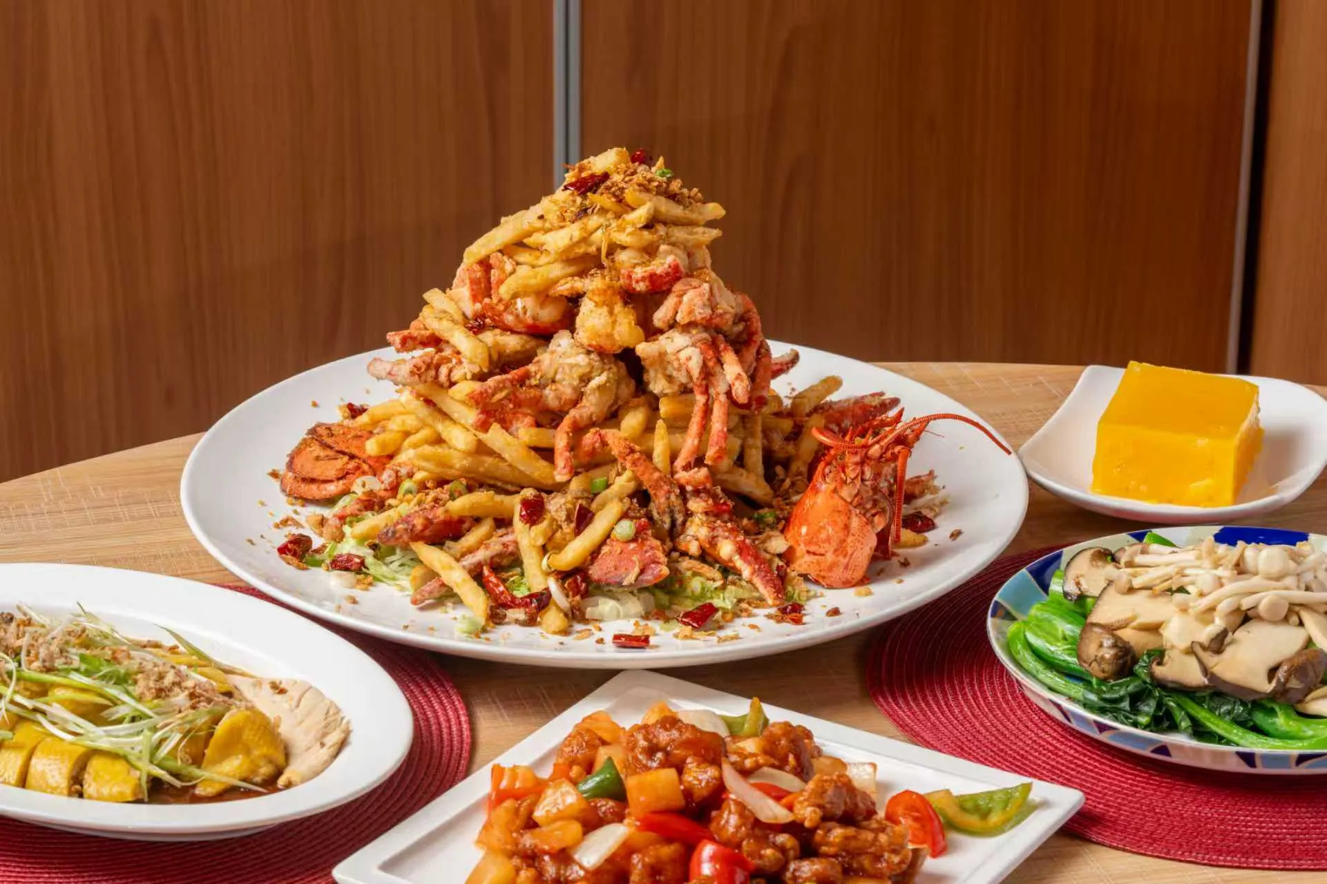 Image of meal deal [Joy Cafe] Luxury Lobster Feast Set for 6