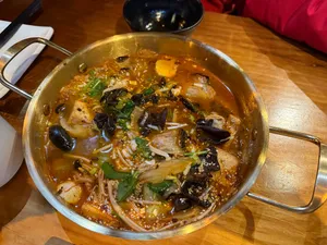 Review photo uploaded by Alvin at Banshan bbq restaurant