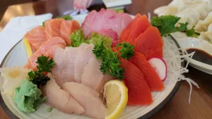 Big Bang Sushi - Japanese & Sushi restaurant in Downtown Vancouver – fine dining dishes, interior photos, and ambiance.