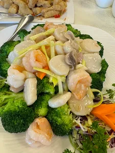 Neptune Seafood Burnaby - Dim Sum restaurant in Burnaby – fine dining dishes, interior photos, and ambiance.