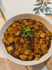 Jia Wei Restaurant - Chinese restaurant in Burnaby – fine dining dishes, interior photos, and ambiance.