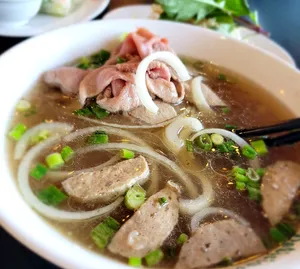 Delicious Pho Vancouver - Vietnamese restaurant in Downtown Vancouver – fine dining dishes, interior photos, and ambiance.
