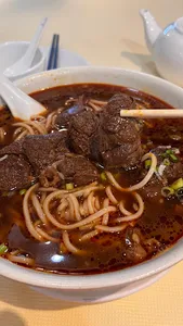 Yuan's Garden Restaurant - Chinese restaurant in Richmond – fine dining dishes, interior photos, and ambiance.