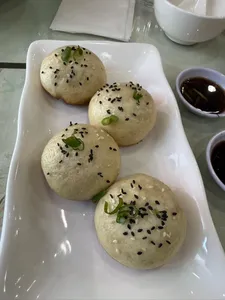 Review photo uploaded by Alvin at Shanghai Taste