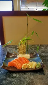 Kiku Sushi Metrotown - Japanese & Sushi restaurant in Burnaby – fine dining dishes, interior photos, and ambiance.