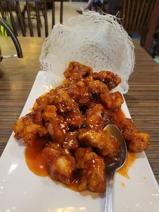 South Silk Road Restaurant - Szechuan Spicy restaurant in Richmond – fine dining dishes, interior photos, and ambiance.