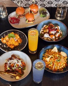 Tandoori King - Indian restaurant in Richmond – fine dining dishes, interior photos, and ambiance.