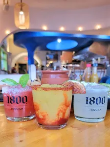 Los Cuervos Taqueria & Cantina - Mexican restaurant in Vancouver – fine dining dishes, interior photos, and ambiance.