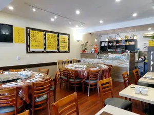 Fortune Lamb Dining - Chinese restaurant in Vancouver – fine dining dishes, interior photos, and ambiance.