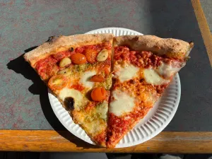 Pizza Garden Metrotown - Pizza restaurant in Burnaby – fine dining dishes, interior photos, and ambiance.