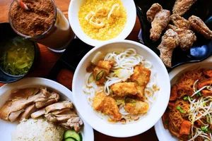 Shiok Singaporean Cuisine - Singaporean restaurant in Vancouver – fine dining dishes, interior photos, and ambiance.