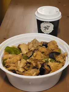 Yang’s Braised Chicken Rice Burnaby - Chinese restaurant – fine dining dishes, interior photos, and ambiance.