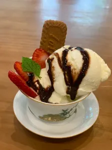 11AM Tea House - Bubble Tea restaurant in Richmond – fine dining dishes, interior photos, and ambiance.