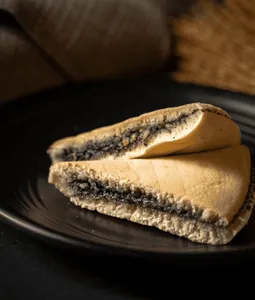 Sweet Memory - Dessert restaurant in Richmond – fine dining dishes, interior photos, and ambiance.