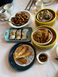 Lanxuan Restaurant - Dim Sum restaurant in Richmond – fine dining dishes, interior photos, and ambiance.