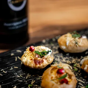 P2P indian restaurant Yaletown - Indian restaurant in Downtown Vancouver – fine dining dishes, interior photos, and ambiance.