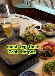 Review photo uploaded by mamamia at Crab Hot Lau Granville