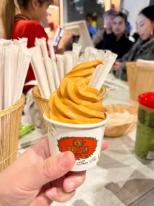 Cha Tra Mue - Drinks & Bubble Tea restaurant in Vancouver – fine dining dishes, interior photos, and ambiance.