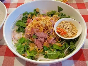 Crab Hot Lau UBC - Vietnamese restaurant in Vancouver – fine dining dishes, interior photos, and ambiance.