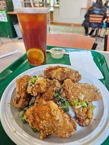 Jimmy‘s Tea House - Taiwanese & HK Cafe restaurant in Richmond – fine dining dishes, interior photos, and ambiance.