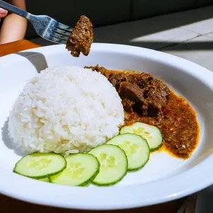 Shiok Singaporean Cuisine - Singaporean restaurant in Vancouver – fine dining dishes, interior photos, and ambiance.