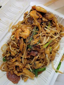 IPOH Malaysian Cuisine - Malaysian restaurant in Burnaby – fine dining dishes, interior photos, and ambiance.