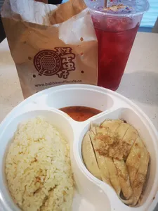 Bubble Waffle Cafe Marine Gateway - Taiwanese & HK Cafe restaurant in Vancouver – fine dining dishes, interior photos, and ambiance.