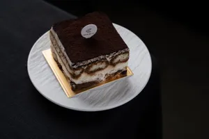 Cafe & Life - Cafe restaurant in Richmond – fine dining dishes, interior photos, and ambiance.