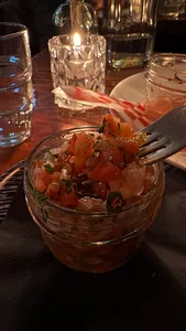 Review photo uploaded by salmonz0909 at Tocador