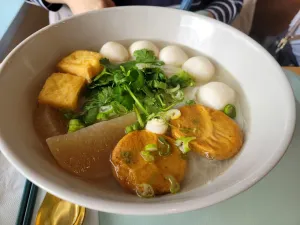 Captain Thai Noodle House - Thai restaurant in Burnaby – fine dining dishes, interior photos, and ambiance.