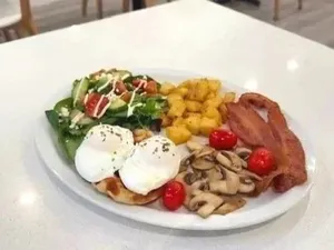 Picture of dish Savoury Waffle Breakfast at Cathy's Cafe