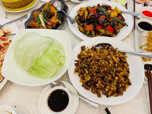 Neptune Palace Seafood Restaurant Vancouver - Dim Sum restaurant in Vancouver – fine dining dishes, interior photos, and ambiance.