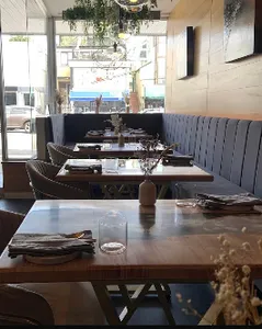 Don at Kitsilano - Global restaurant in Vancouver – fine dining dishes, interior photos, and ambiance.