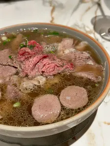 Moc Vietnamese Kitchen & Bar - Vietnamese restaurant in Vancouver – fine dining dishes, interior photos, and ambiance.