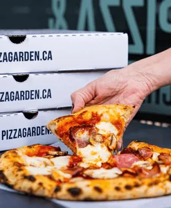 Pizza Garden Metrotown - Pizza restaurant in Burnaby – fine dining dishes, interior photos, and ambiance.