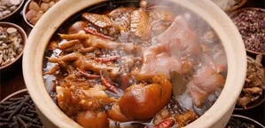 Zhou's Black Duck - Chinese restaurant in Burnaby – fine dining dishes, interior photos, and ambiance.