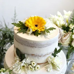 Edible Flours - Dessert restaurant in Vancouver – fine dining dishes, interior photos, and ambiance.