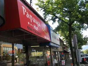 Papaya Hut Restaurant - Thai restaurant in Downtown Vancouver – fine dining dishes, interior photos, and ambiance.