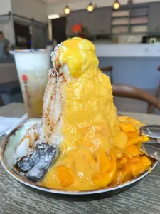 Meet Fresh - Bubble Tea restaurant in Richmond – fine dining dishes, interior photos, and ambiance.