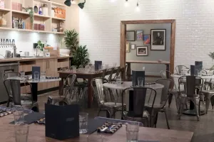 Sprezzatura Restaurant - Pizza restaurant in Vancouver – fine dining dishes, interior photos, and ambiance.