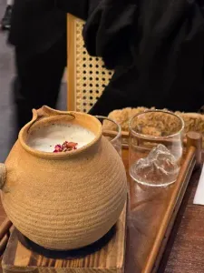 11AM Tea House - Bubble Tea restaurant in Richmond – fine dining dishes, interior photos, and ambiance.