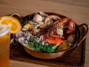 JOJO POT - Hot Pot restaurant in Burnaby – fine dining dishes, interior photos, and ambiance.