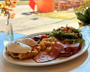 Cathy's Cafe - Cafe restaurant in Vancouver – fine dining dishes, interior photos, and ambiance.