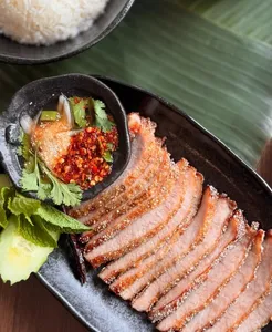 Zab Bite - Thai E-Sarn Cuisine - Thai restaurant in Vancouver – fine dining dishes, interior photos, and ambiance.