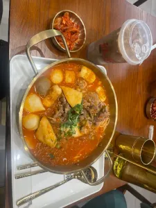 Drama Hot Pot Hot Pot restaurant in Richmond – fine dining dishes, interior photos, and ambiance.
