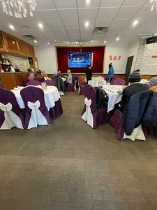 Haiyi Seafood Restaurant - Dim Sum restaurant in Vancouver – fine dining dishes, interior photos, and ambiance.