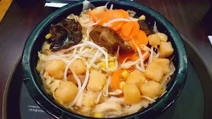 Xiang Yuan Qiao Yunnan Cross Bridge Rice Noodle Richmond - Chinese restaurant in Richmond – fine dining dishes, interior photos, and ambiance.