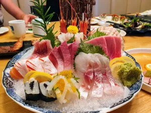 Kyuzo Japanese Restaurant Japanese & Sushi restaurant in Vancouver – fine dining dishes, interior photos, and ambiance.