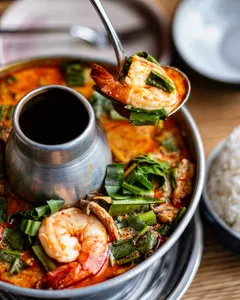 Song (by Kin Kao) - Thai restaurant in Vancouver – fine dining dishes, interior photos, and ambiance.