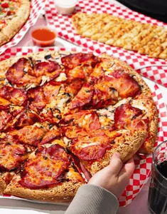 Megabite Pizza Granville St - Pizza restaurant in Vancouver – fine dining dishes, interior photos, and ambiance.